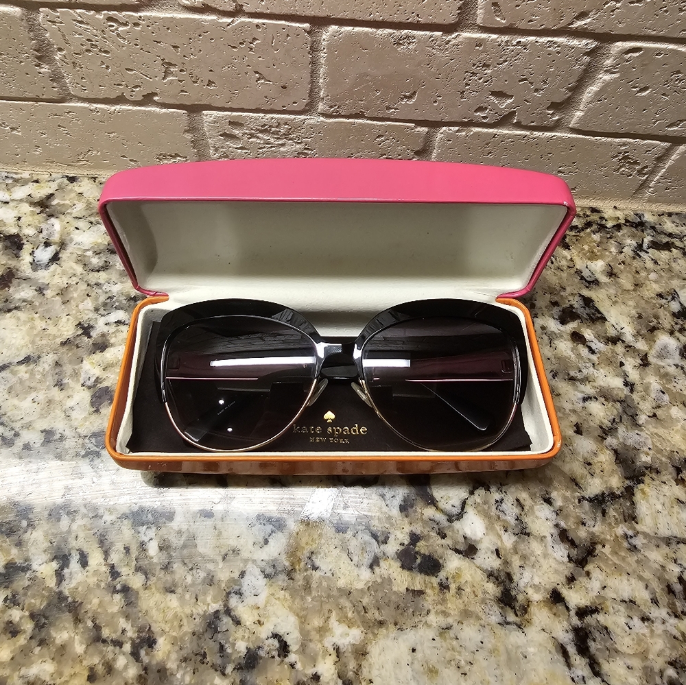 Kate Spade Raelyn Sunglasses - Discontinued!